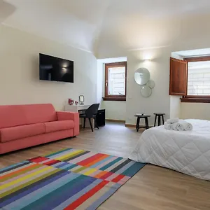 Mater Rooms&suites, Self Check In Rom